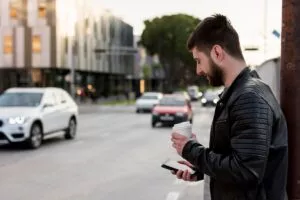 Agência de Marketing Digital em Curitiba - Lab Growth 24 Como atrair mais clientes em Curitiba usando tráfego pago