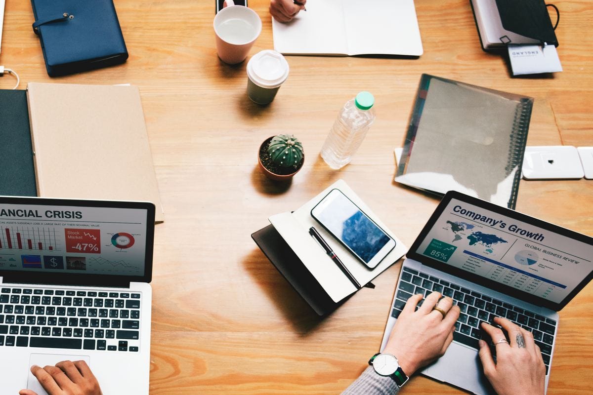 Quando vale mais contratar uma agência local